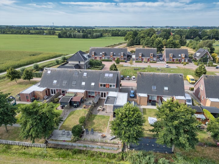 Photo 51 of Legebuorren 97