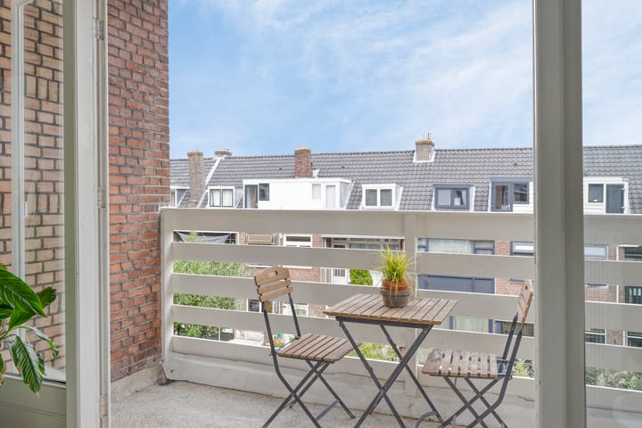 Photo 14 of Burgemeester Knappertlaan 226-B