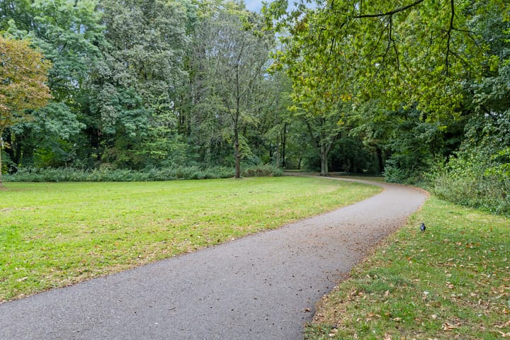 Photo 40 of Burgemeester Knappertlaan 226-B