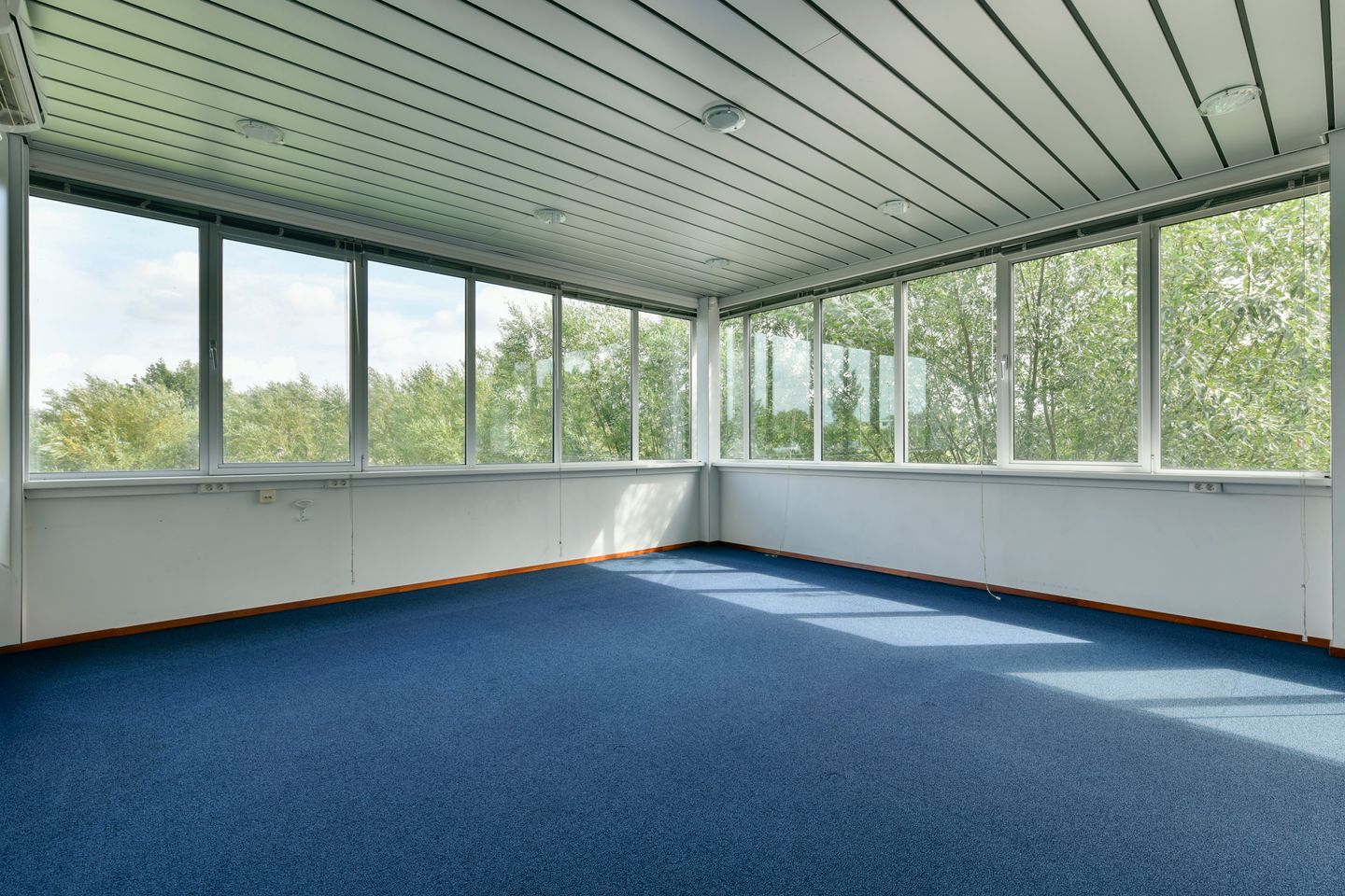 Bekijk foto 5 van Schweitzerlaan 88