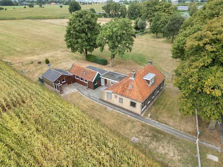 Foto 42 van Heerenhoogweg 56