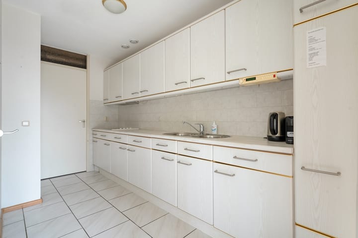 Foto 15 van Flora Bilderbeekstraat 60