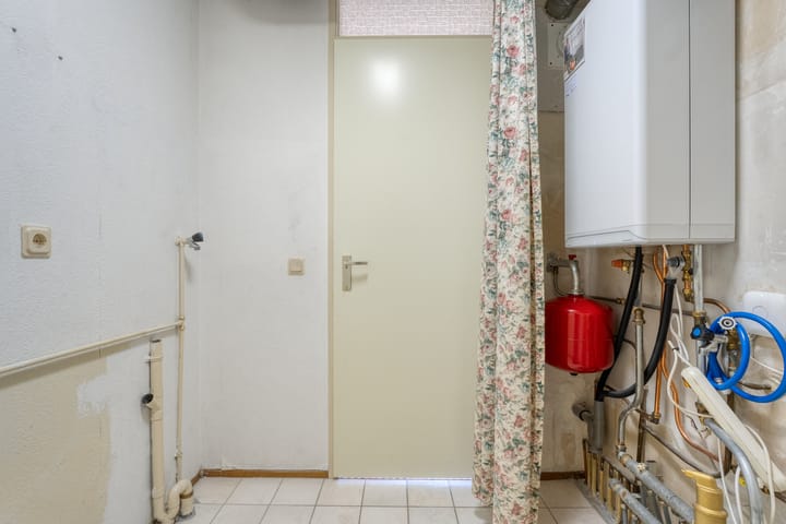 Foto 17 van Flora Bilderbeekstraat 60