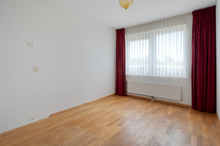 Foto 20 van Flora Bilderbeekstraat 60