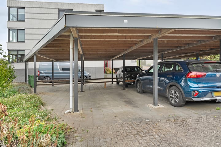 Foto 37 van Flora Bilderbeekstraat 60