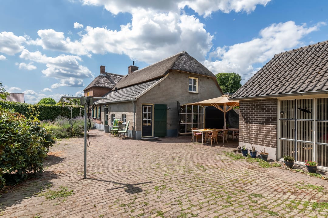 Foto 38 van Brouwersstraat 11