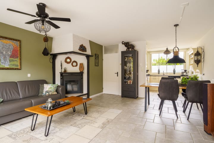 Photo 4 of Parelmosstraat 4