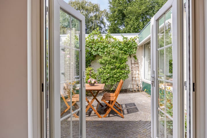 Foto 8 van Stromboli 16