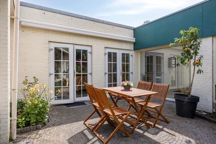 Foto 11 van Stromboli 16