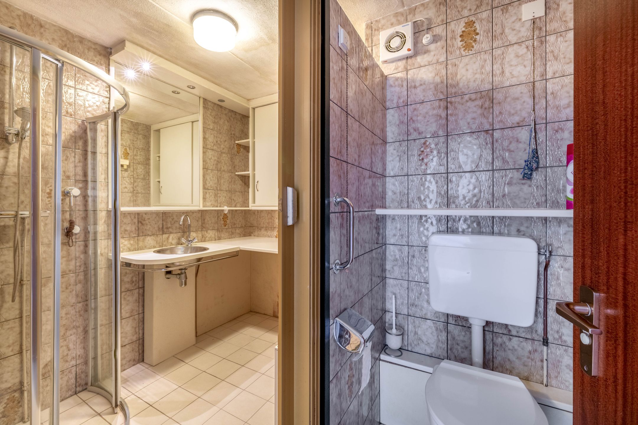 Foto 12 van Roos- en Doornhof 39