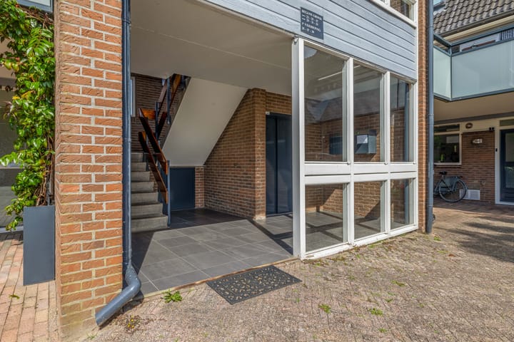 Foto 23 van Roos- en Doornhof 39