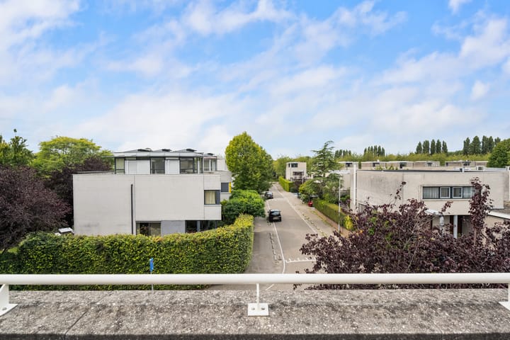 Photo 39 of Hendrik Sweijsstraat 15