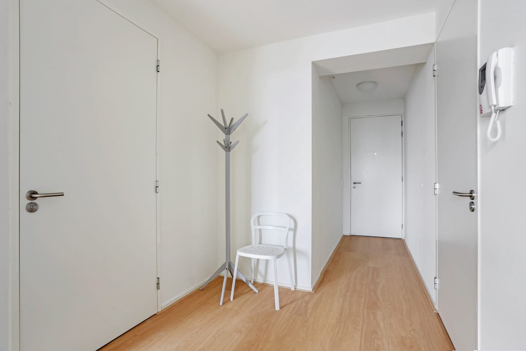 Foto 8 van Anna van Buerenplein 121