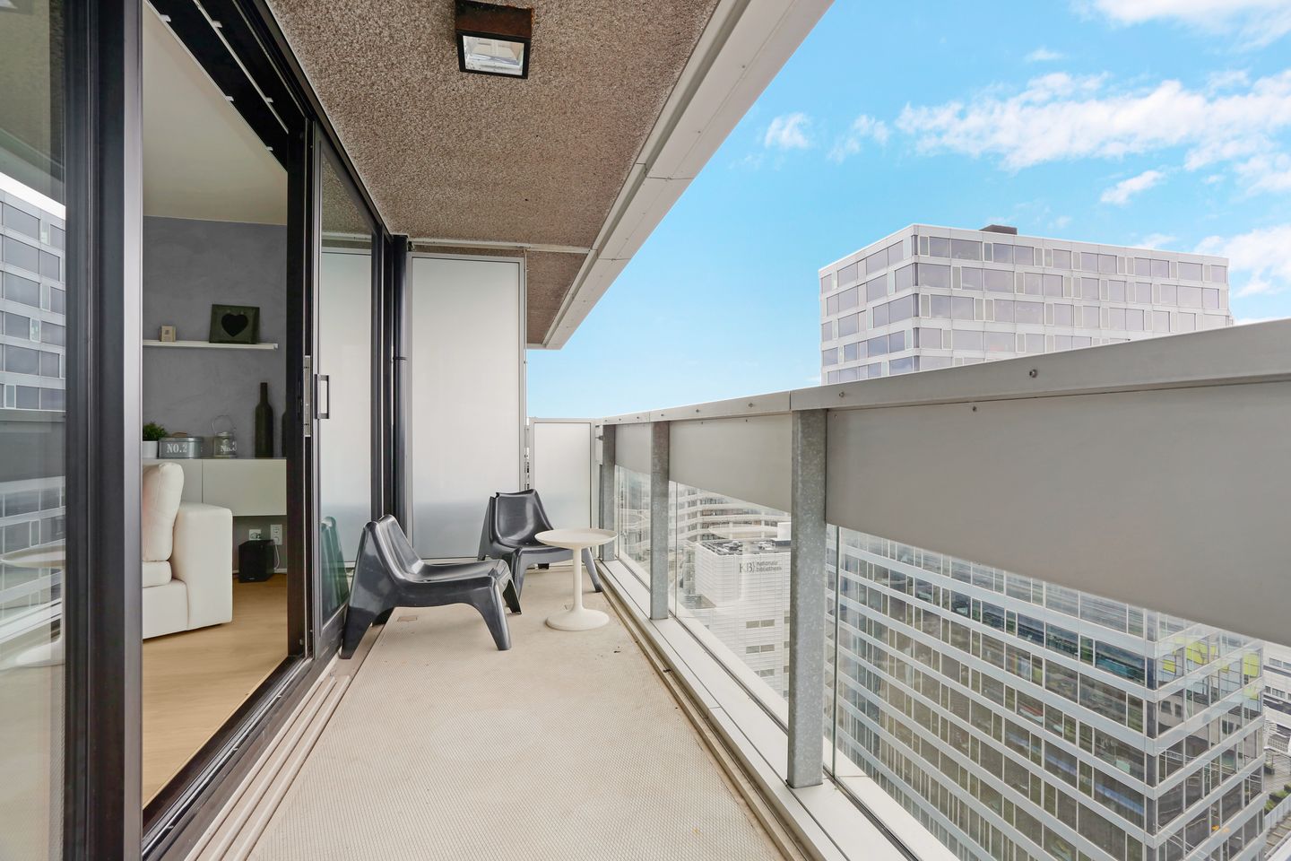 Foto 14 van Anna van Buerenplein 121