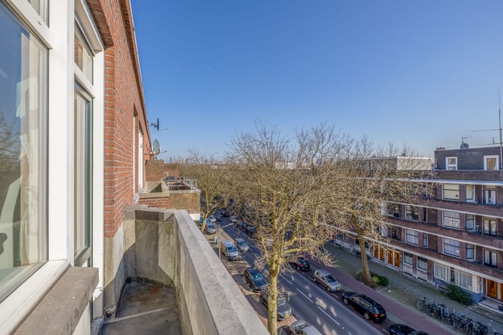 Photo 5 of Mathenesserweg 129-C04