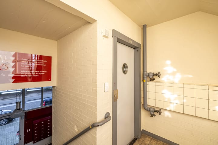 Foto 10 van Linnaeusplein 15