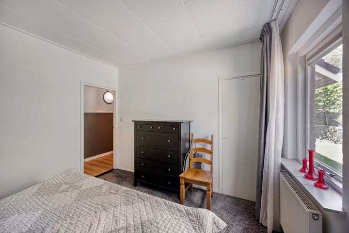 Photo 14 of Meester Holtropstraat 26