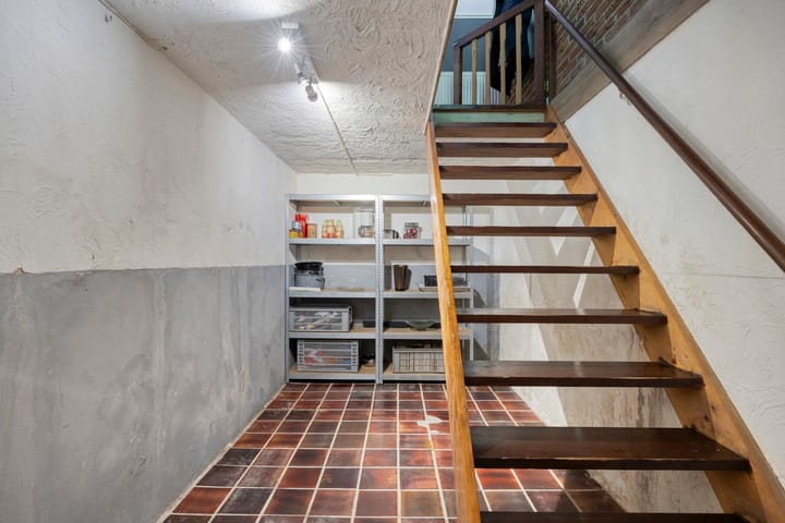 Photo 27 of Meester Holtropstraat 26