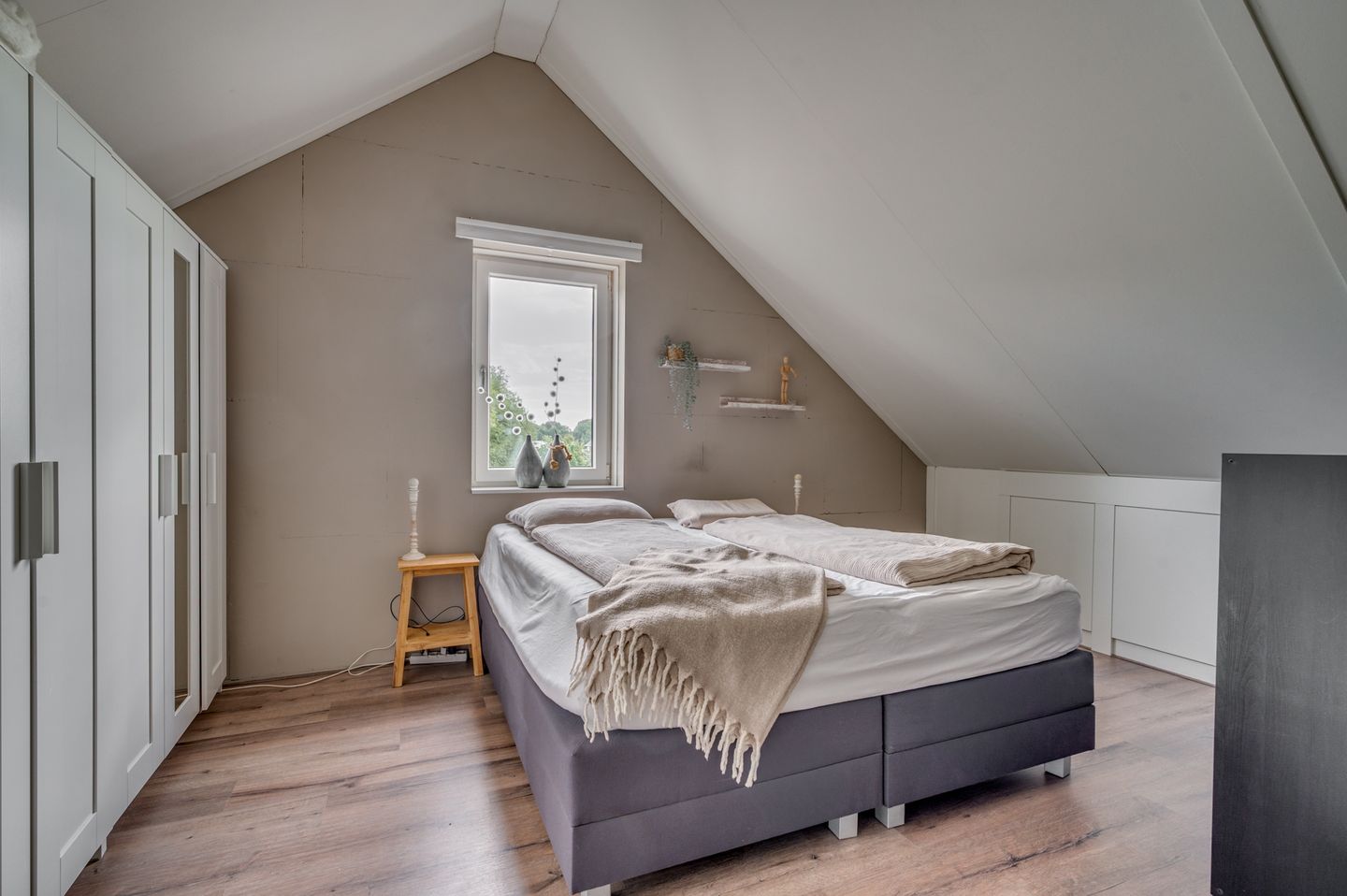 Foto 35 van Willem van Baerlestraat 15