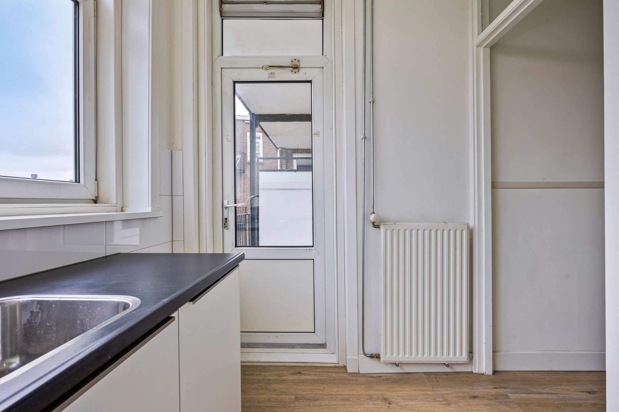 Foto 9 van Walenburgerweg 5-D