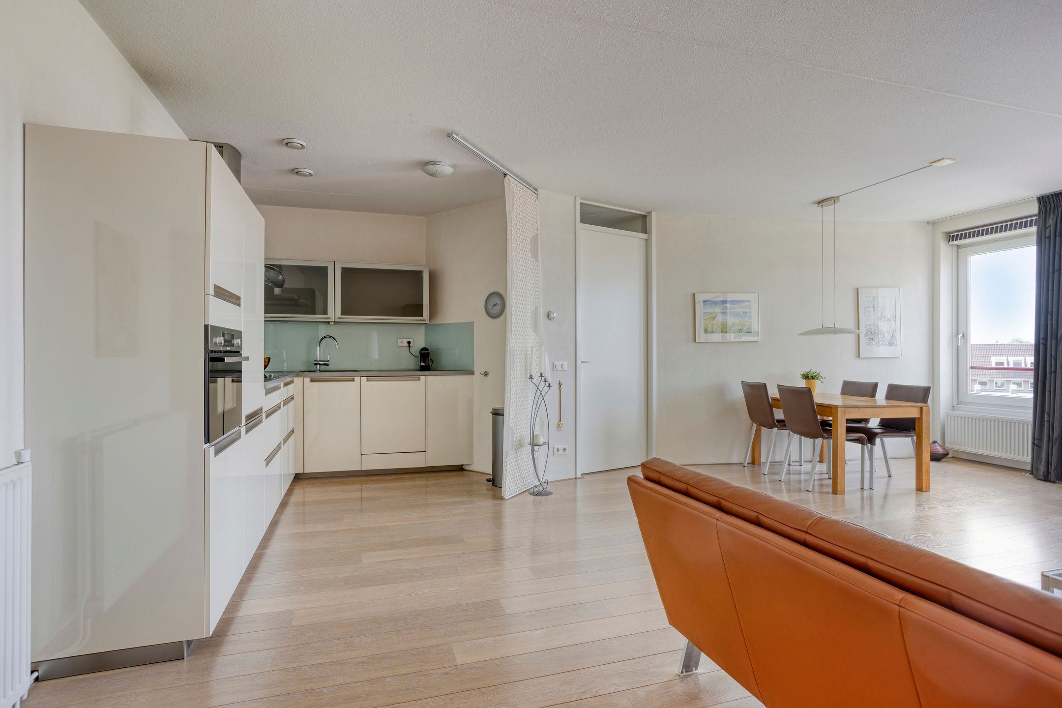 Foto 12 van De Heus Plein 95