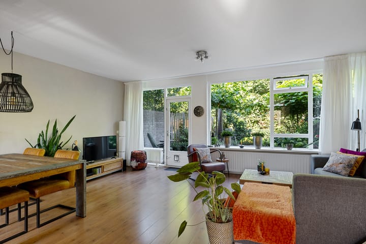 Foto 2 van van Toutenburglaan 104