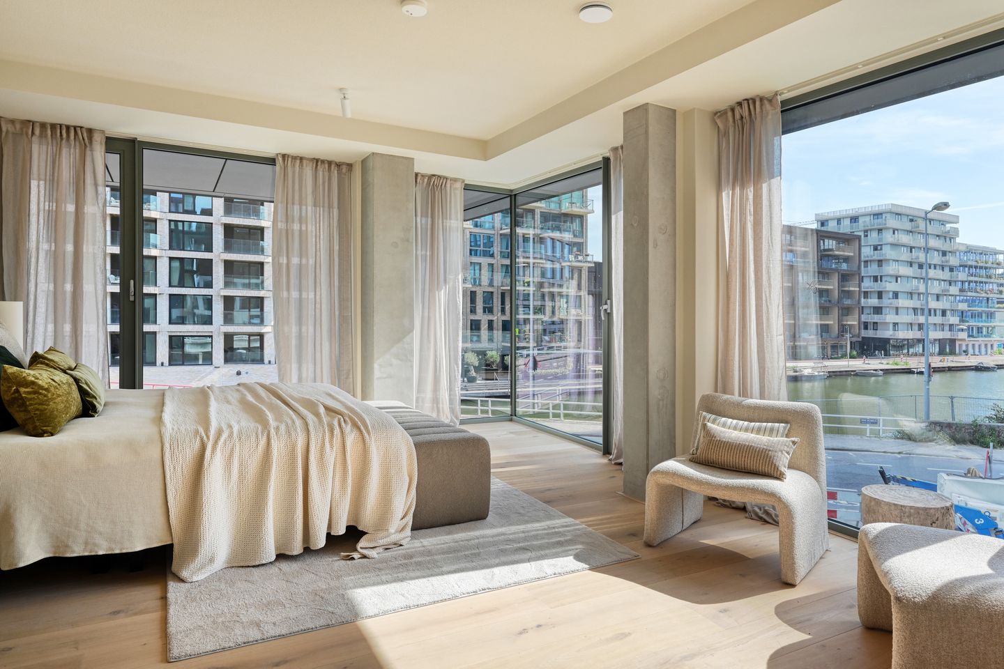 Foto 10 van Grasweg 221