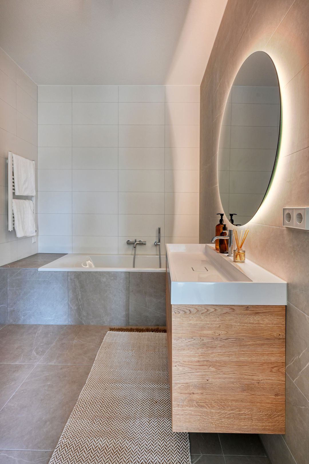 Foto 11 van Grasweg 221