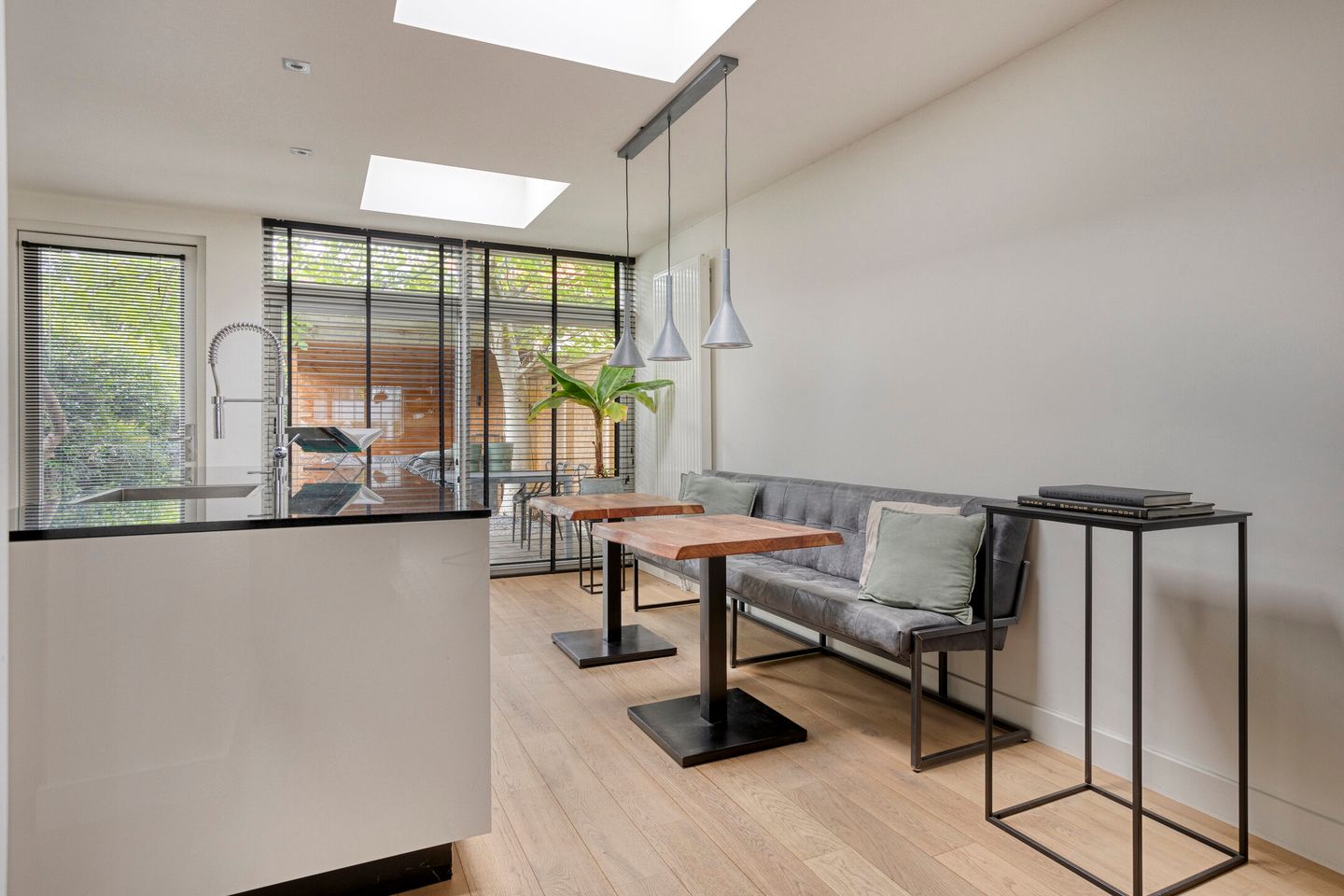 Foto 14 van Mecklenburgstraat 56