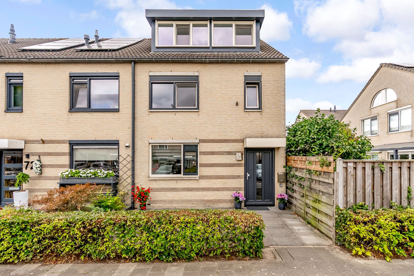 Foto 59 van Korenbloemweg 70