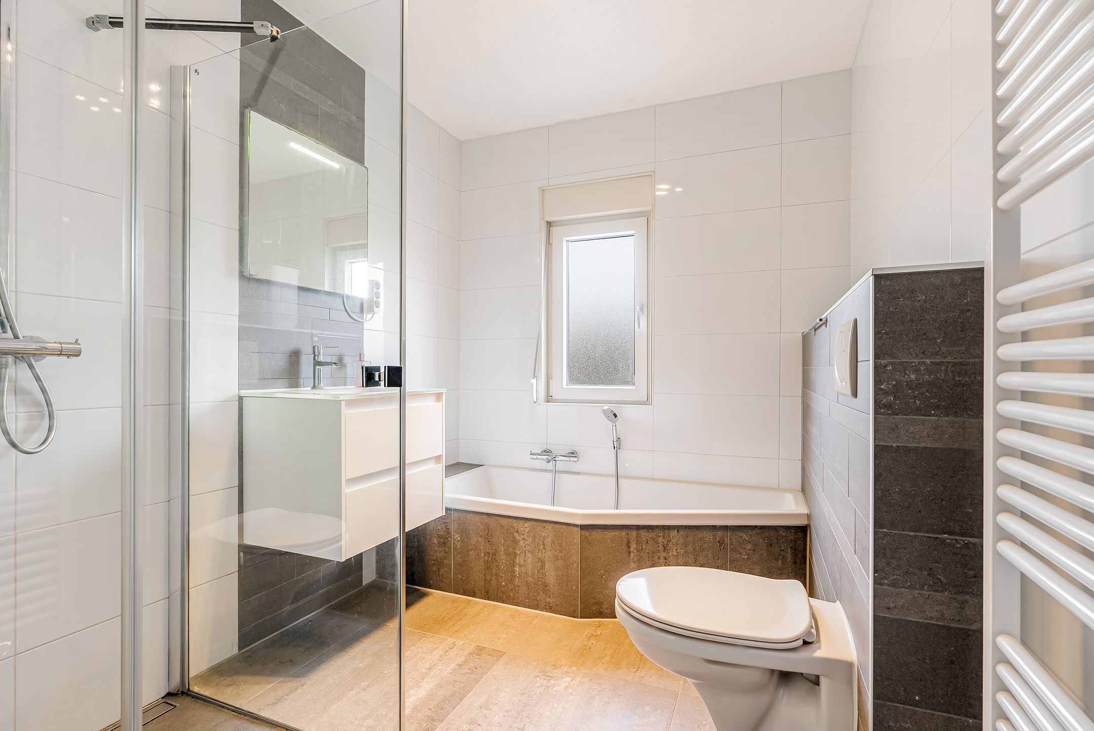 Foto 3 van Korenbloemweg 70