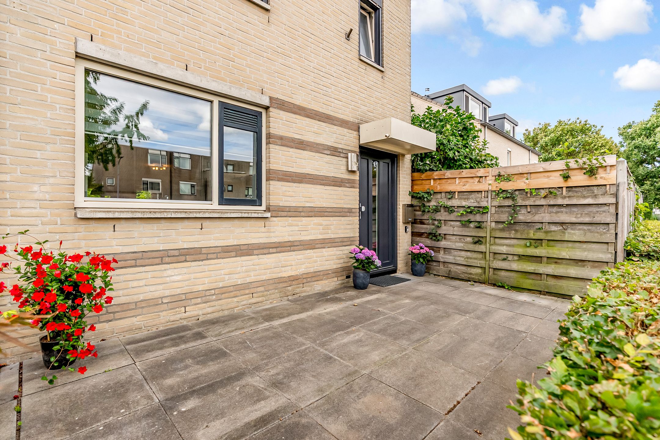 Foto 60 van Korenbloemweg 70