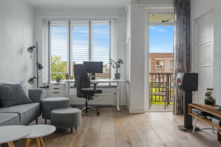 Foto 4 van Erik de Roodestraat 3-3