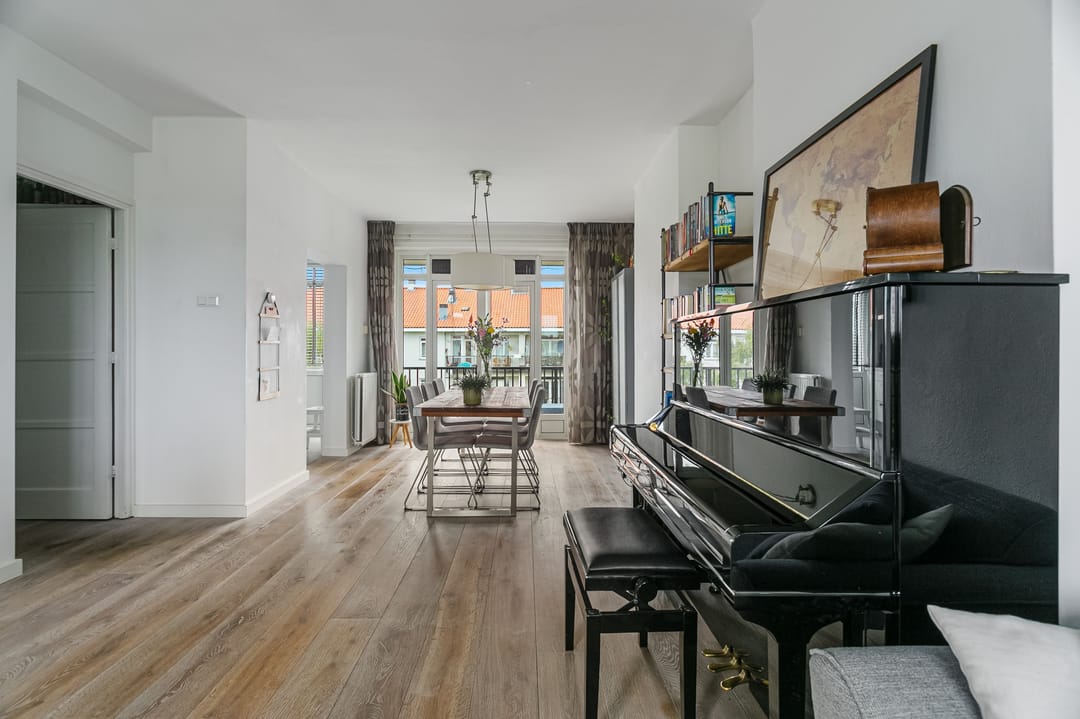 Foto 8 van Erik de Roodestraat 3-3