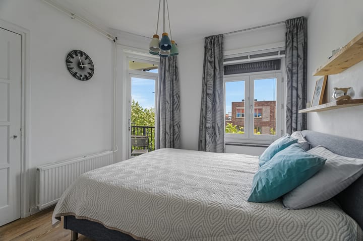 Photo 22 of Erik de Roodestraat 3-3