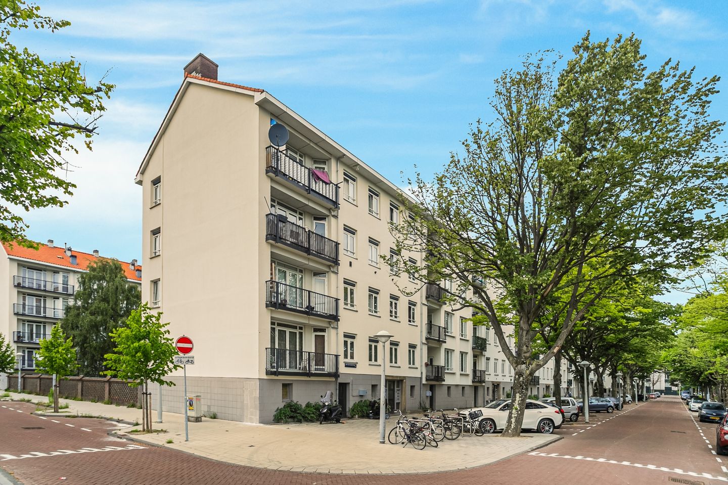 Foto 29 van Erik de Roodestraat 3-3