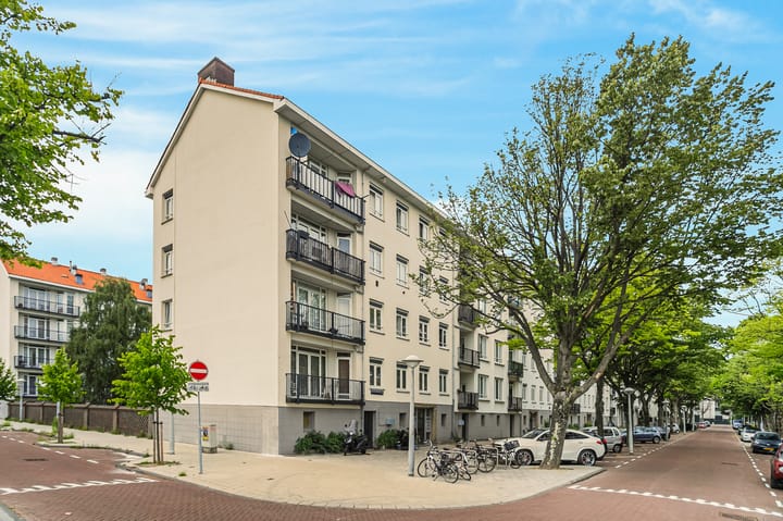 Photo 29 of Erik de Roodestraat 3-3