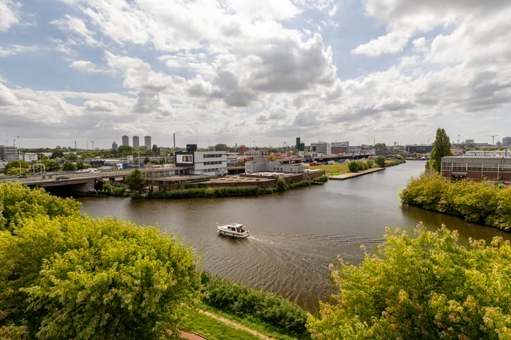 Foto 37 van Van Adrichemweg 261