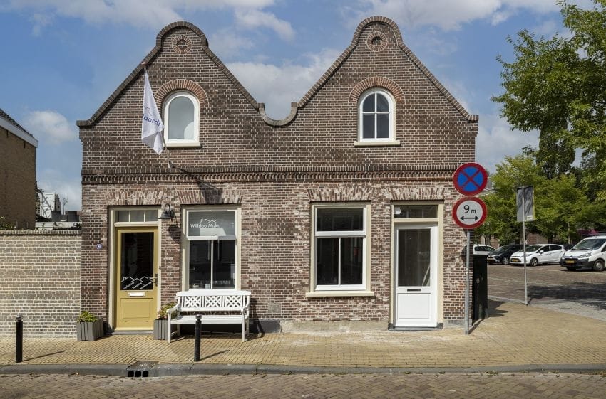Bekijk foto 2 van Varkensmarkt 8