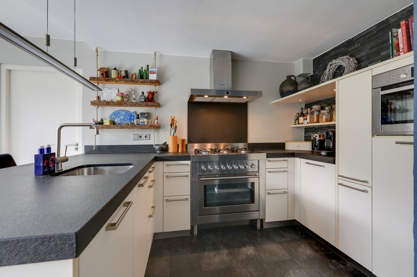 Foto 25 van Paganinistraat 15