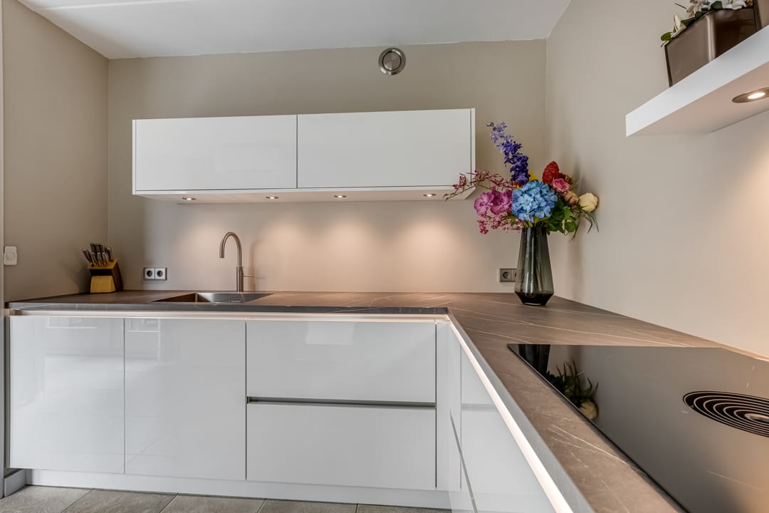 Foto 13 van Wielewaallaan 6