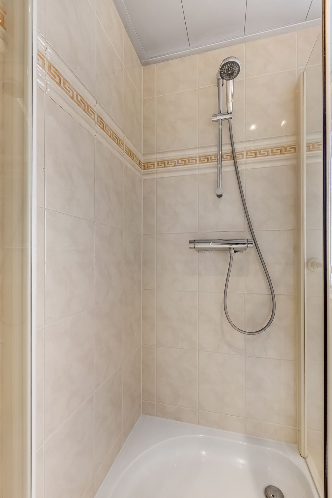 Foto 32 van Wielewaallaan 6