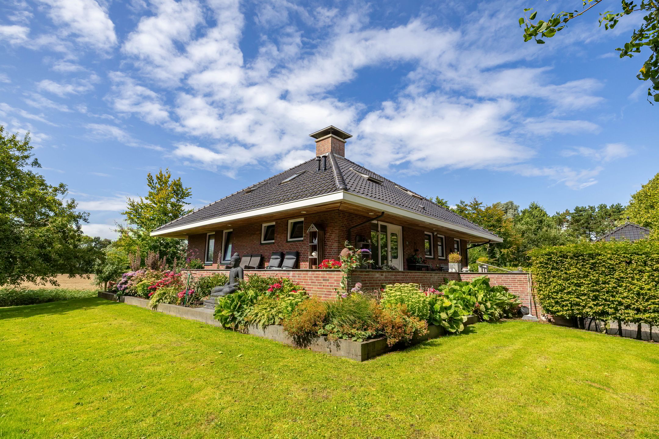 Buying a house in The Netherlands., Uithuizerweg 19