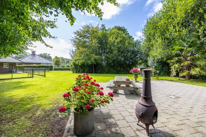 Photo 10 of Uithuizerweg 19