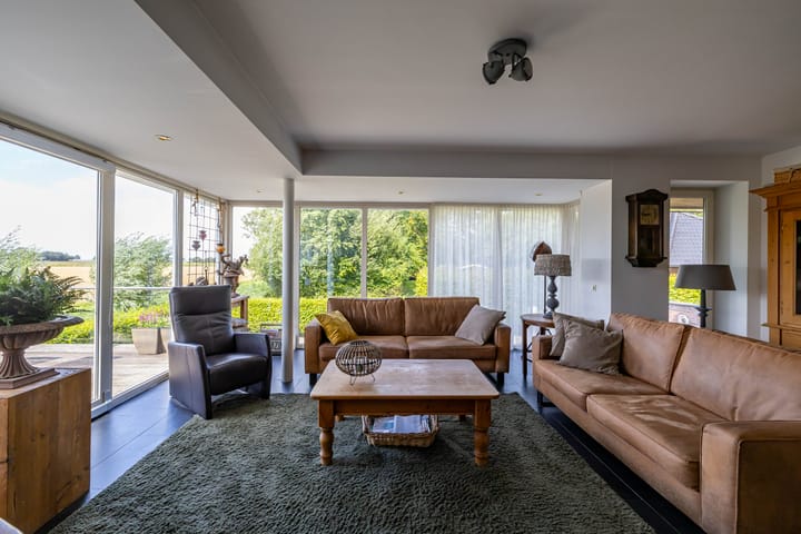 Photo 18 of Uithuizerweg 19