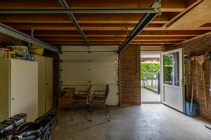 Photo 49 of Uithuizerweg 19