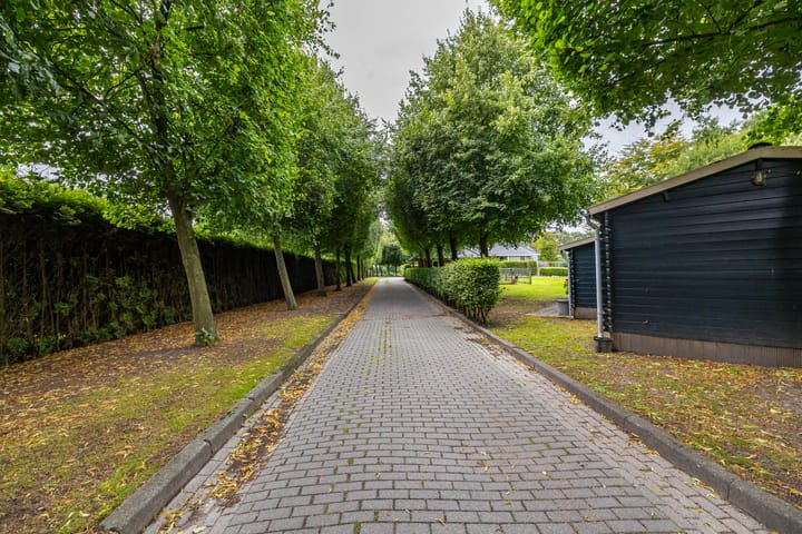 Photo 60 of Uithuizerweg 19