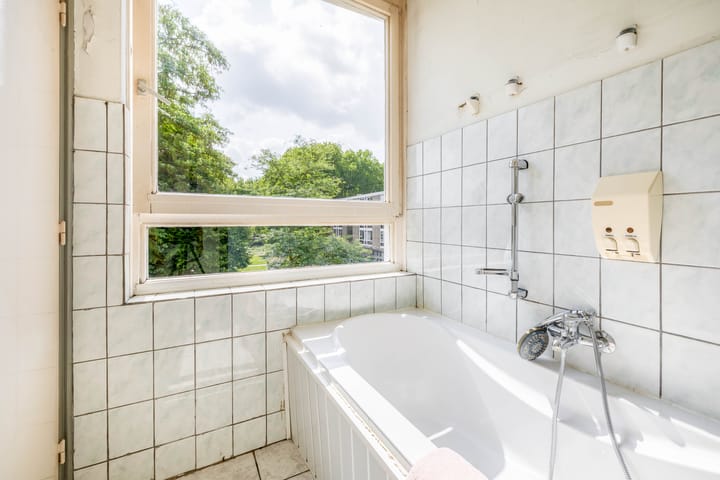 Photo 33 of Via Regia 117-C