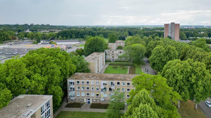 Photo 50 of Via Regia 117-C