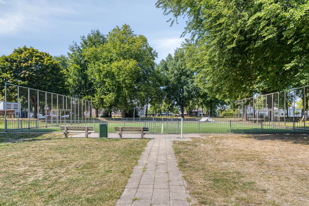 Photo 37 of Lijsterstraat 9